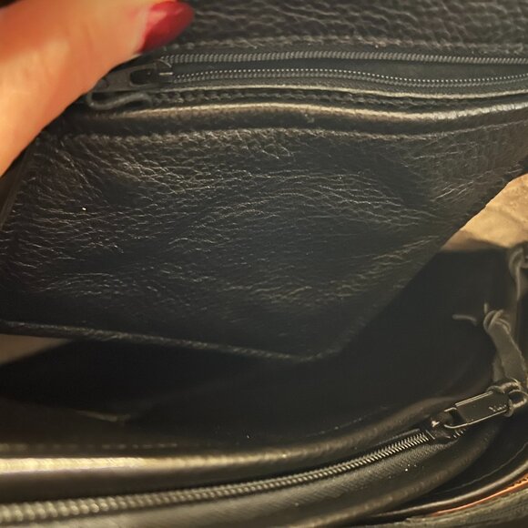 TOM THOMAS LEATHERS Gray Black Croc Pattern Asymmetrical Angle Shoulder Handbag - Picture 12 of 13